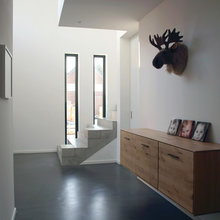 Hall / Entry