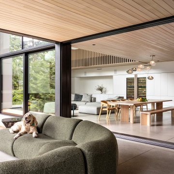 PLATEAU HOUSE