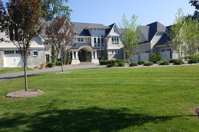 Traditional exterior home idea in Detroit