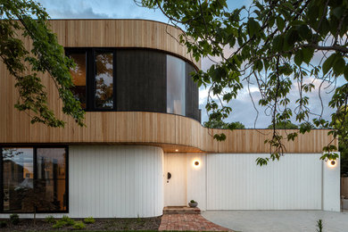Contemporary exterior in Canberra - Queanbeyan.