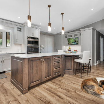Maple & White Lacquer Traditional Kitchen