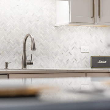Space-Maximizing Chicago Kitchen
