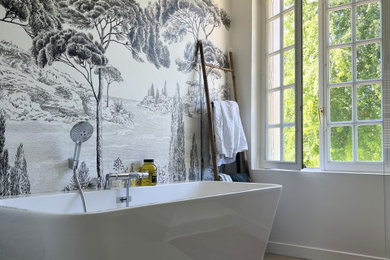 Cette photo montre une salle de bain.