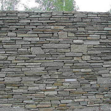 Camberly Natural Thin Stone Veneer Privacy Wall