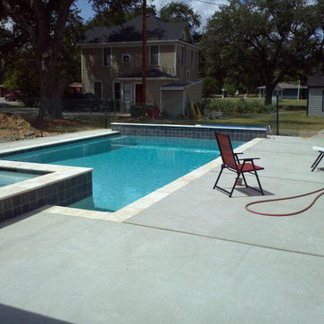 League City Garage / Workshop - Pool Design & Build