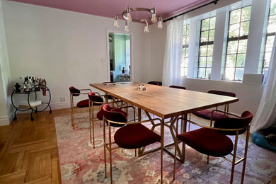 Dining room - 1960s dining room idea in New York