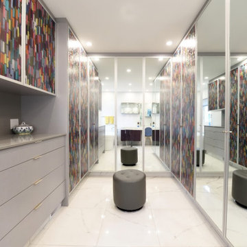 Ensuite Bath and Walking closet