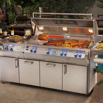 Gas Grills - Outdoor Kitchens
