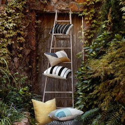 Pillow + Throws - Outdoor Cushions And Pillows