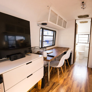 1986 Avion 30P Tiny Home