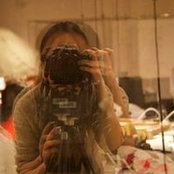 Xinyi Dengs foto