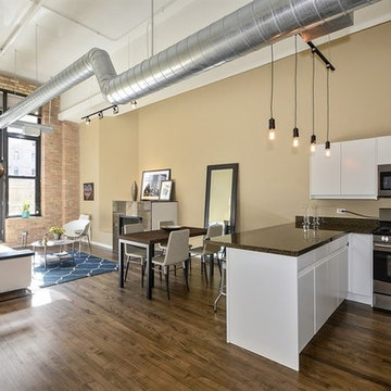Classic West Loop Loft