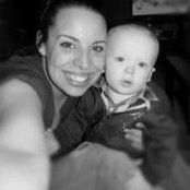Charity Wades foto