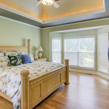 Traditional Primary Bath Remodel + Main Level Refresh, Kansas City, MO