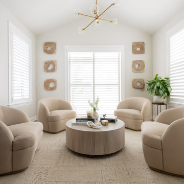 Stylish Seating: Organic Shapes & Neutral Hues