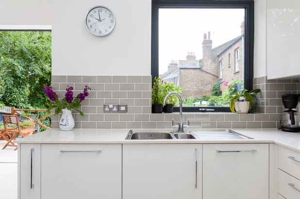 Contemporary Kitchen by Design Squared Ltd