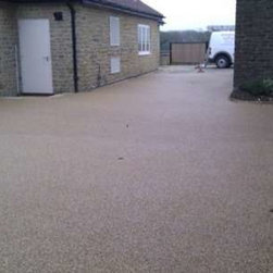 Resin Bound surfacing Driveways, Rutland - Landscaping Stones And Pavers