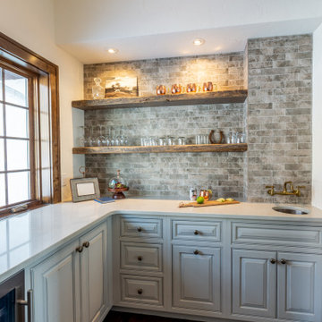 Extended Kitchen Workspaces