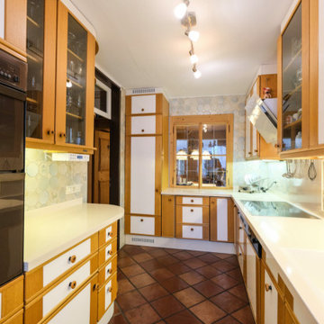 Küchenrenovierung: Neue Inlays in Hochglanz Weiß