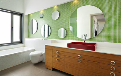 Bathed in Color: When to Use Green in the Bath