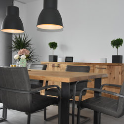 Wohnzimmer aus Eiche und Rohstahl - Furniture