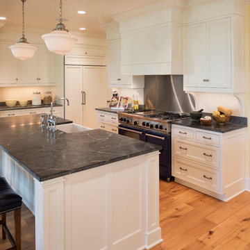 Traditional Kitchen