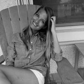 Christine Carlson's photo