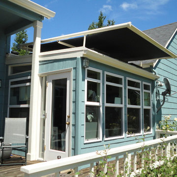 Fixed frame, retractable fabric (Pinnacle)