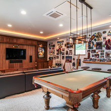 Lake game room