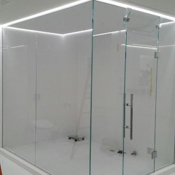 Wilkinson Res. 90 Degree Steam Shower, 1/2" Thick Starphire Glass.