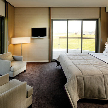 Bedroom Looks with Somfy Motorization