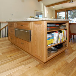 Custom Kitchen Islands & Storage - キッチンカウンター・ワゴン