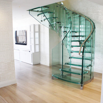 Bogentreppe aus Glas, New York