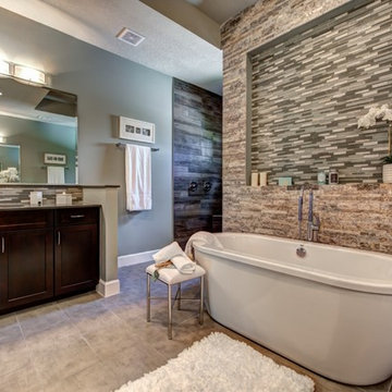 Dulmer Dr - Traditional Home - Sarasota