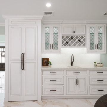 Traditional white&glazed kitchen