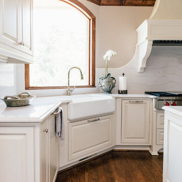 Decked-Out Lake House Kitchen