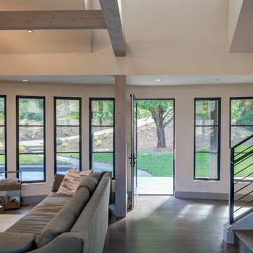Lake Sonoma Family Retreat