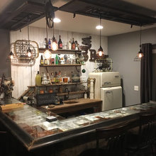 19 Below Basement Bar