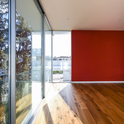 House Latisia - Windows And Doors