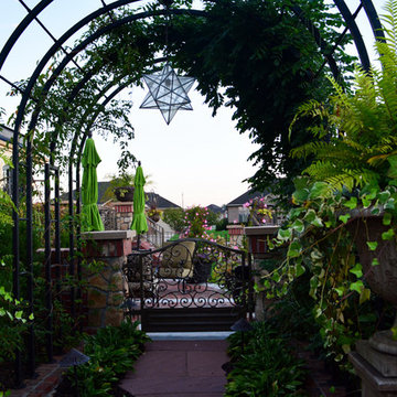 Corner lot Courtyard