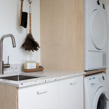 House in Margate, UK - Venecia Quartz