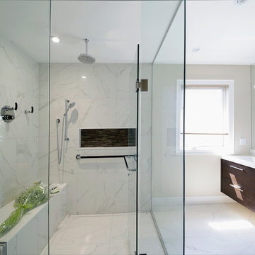Richmond Hill Bath with Barrier Free Shower