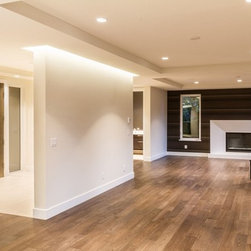 4259 Highland Boulevard - Products