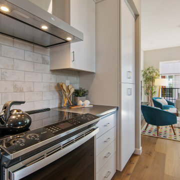 East Sac Modern