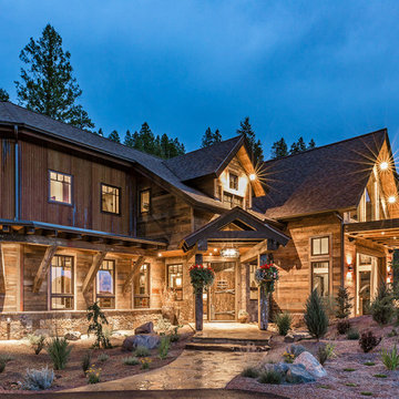 Rustic Mountain Retreat Exterior