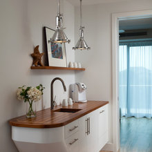 Modern Wet Bar for Basement