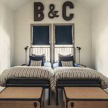 boys room