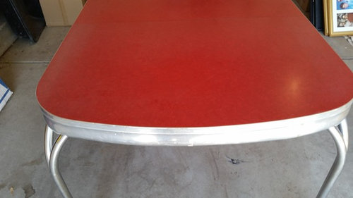 Re Chrome Table Legs And Formica, How To Refurbish Formica Table