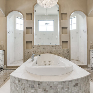 Guadalupe River Lodge - Owner's bath