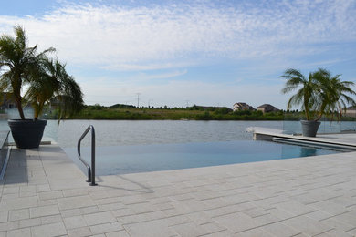 Pool - contemporary pool idea in Chicago